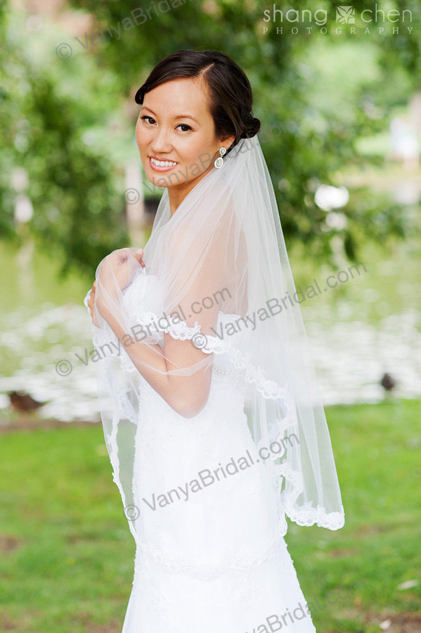 Embroidered Lace Wedding Veil Fingertip Length Veil - VQ