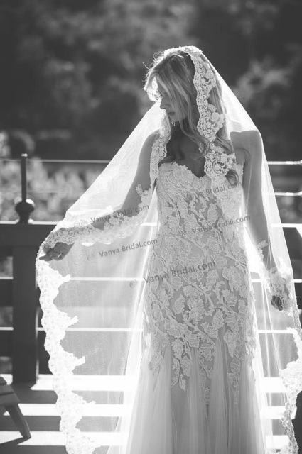 Mantilla lace veil in Cathedral length with beaded lace edge design ...